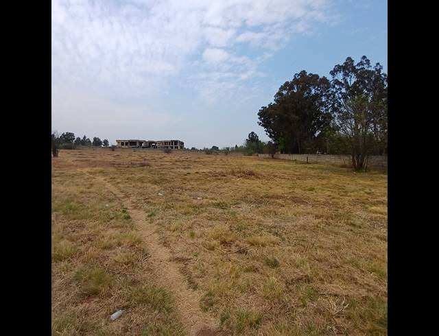 1,995M² VACANT LAND FOR SALE IN HENLEY ON KLIP